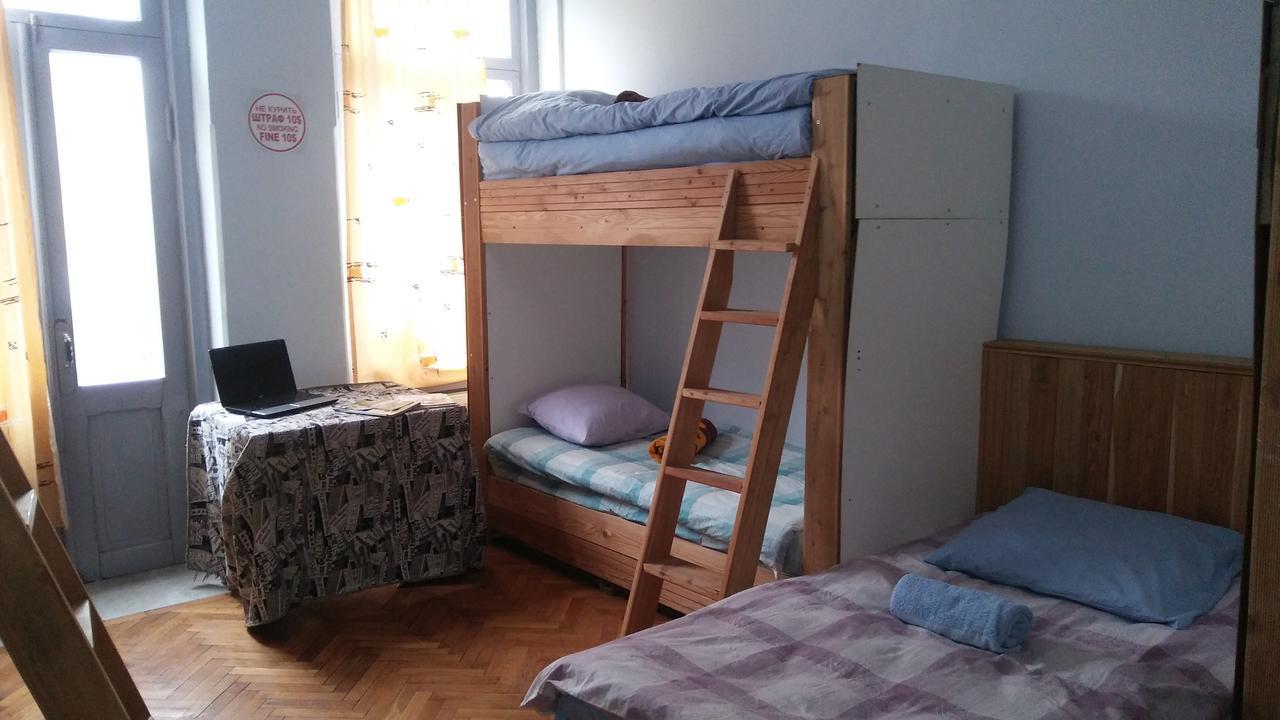 Hostel Vareron Τυφλίδα Εξωτερικό φωτογραφία